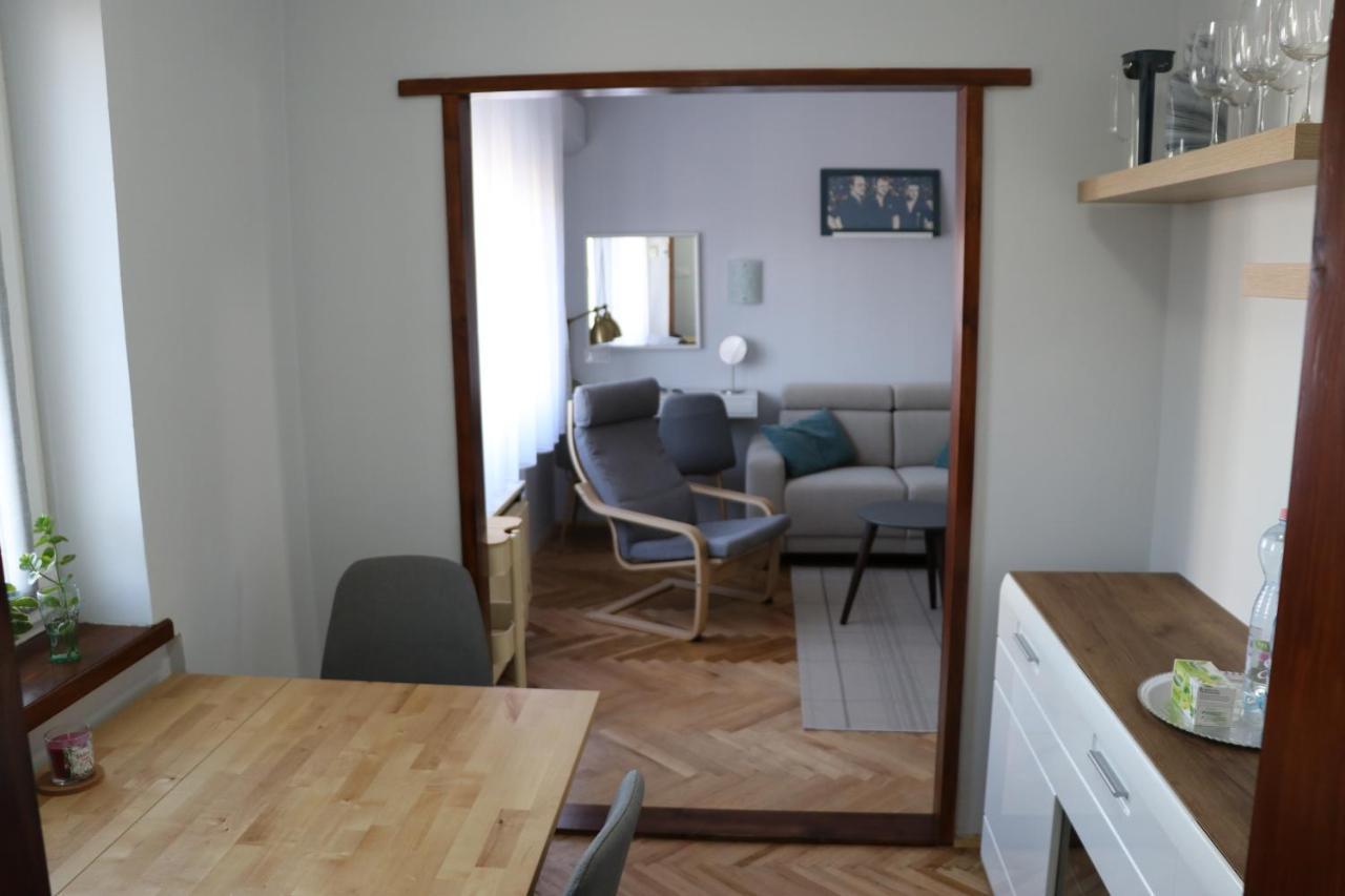 דירות סגד Petofi Apartman מראה חיצוני תמונה